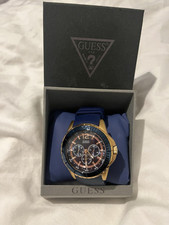 Montre guess w0485g1 d'occasion  Neuville-aux-Bois