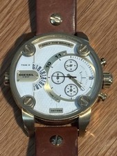 Diesel Mr Daddy relógio masculino cronógrafo dourado mostrador branco pulseira de couro marrom comprar usado  Enviando para Brazil