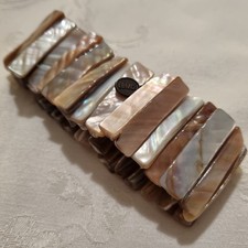 Bracelet manchette nacre d'occasion  Outarville