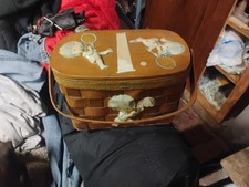 Vintage picnic basket for sale  Oneida