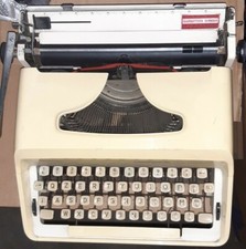 Macchina scrivere vintage usato  Bari