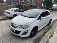 Breaking 2011 vauxhall for sale  MIDDLESBROUGH