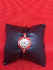 Superbe montre femme d'occasion  Ferrières-en-Gâtinais