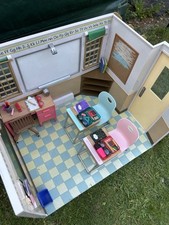 Generation school classroom for sale  BRENTWOOD