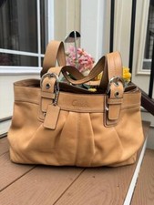 Coach business soho for sale  Lorton