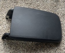Tampa de descanso de braço console central Volkswagen Passat 2012-2015 fabricante de equipamento original comprar usado  Enviando para Brazil