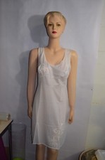 Ancienne chemise nuit d'occasion  Bohain-en-Vermandois
