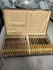Coffret fourchettes couteaux d'occasion  Le Vigan