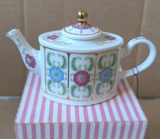 Collectable porcelain art for sale  DUDLEY