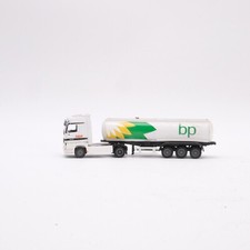 Modellino camion mercedes usato  Arzano