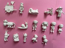 Complet figurines monochromes d'occasion  Souillac