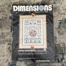 Kit de cesta Dimensions Bountiful 3096 kit de ponto cruz estampado NOVO comprar usado Kit de cesta Dimensions Bountiful 3096 kit de ponto cruz estampado NOVO comprar usado  Enviando para Brazil