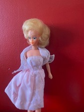 Poupée style barbie d'occasion  Clermont-Ferrand-