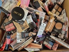 100 piezas maquillaje mixto, cuidado de la piel, accesorios CoverGirl, Maybelline, L'Oreal, etc. segunda mano  Embacar hacia Mexico