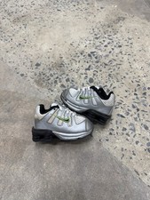 Vintage 2006 Nike Shox Tênis Infantil Sapatos 3C Criança Raro NZ R4 Usado Volt Verde, usado comprar usado  Enviando para Brazil