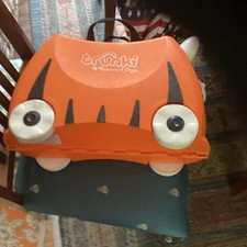 Mala infantil Trunki laranja ensolarada listra de tigre Melissa & Doug passeio puxar junto comprar usado  Enviando para Brazil