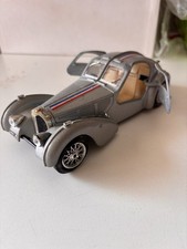 Burago bugatti atlantic usato  Caserta