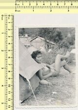 Biquíni abstrato mulher no acampamento tenda senhora olhos fechados foto original vintage, usado comprar usado  Enviando para Brazil