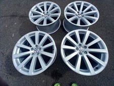 Genuine tiguan line for sale  WREXHAM
