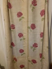 Single curtain roses for sale Single curtain roses for sale  DOWNHAM MARKET