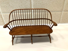 Banco vintage casa de bonecas miniatura WILLIAM CLINGER aro traseiro Windsor Settee 1:12 comprar usado  Enviando para Brazil