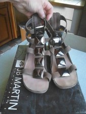 Chaussures martin d'occasion  Hières-sur-Amby