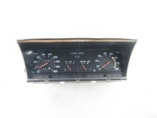 Używany, Lada Niva 1998 prędkościomierz benzynowy kokpit 2121338010 59kW na sprzedaż Używany, Lada Niva 1998 prędkościomierz benzynowy kokpit 2121338010 59kW na sprzedaż  PL
