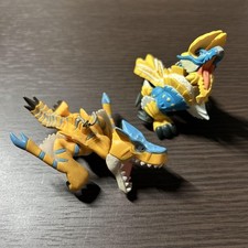 Monster hunter frifri d'occasion  Expédié en Belgium