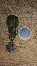 Medaille croix guerre d'occasion Medaille croix guerre d'occasion  Gallargues-le-Montueux