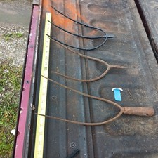 2 pitchforks for sale 2 pitchforks for sale Delaware
