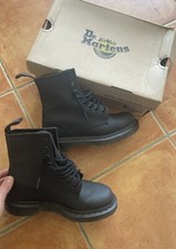 Anfibi dottor martens usato  Torre del Greco