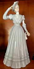 Lladro lady figurine for sale  UXBRIDGE