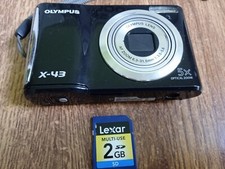 Fotocamera digitale compatta usato  Spedire a Italy