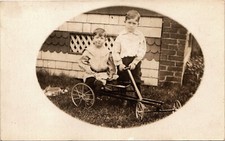 BOY IN PEDAL CAR cartão postal foto real rppc carrinho TOY GO-KART comprar usado  Enviando para Brazil