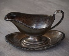 Usado, VINTAGE Silverplate Gravy Boat And Tray por Viking Norse Helmet Mark comprar usado  Enviando para Brazil