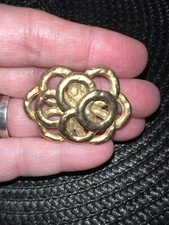 Antigo Sapato Azul Roupas Cachecol Clipe Tom Dourado Texturizado Círculos Feito Na França, usado comprar usado Antigo Sapato Azul Roupas Cachecol Clipe Tom Dourado Texturizado Círculos Feito Na França, usado comprar usado  Enviando para Brazil