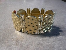 Bracelet fantaisie femme d'occasion Bracelet fantaisie femme d'occasion  Viry