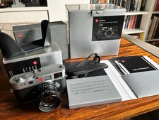 Leica 10.3mp camera. for sale  LONDON