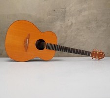 Lowden natural mahogany d'occasion  Expédié en Belgium