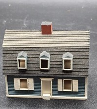 Casa de bonecas vintage miniatura 1:144 G & M GUDGEL feita à mão casa assinada 1981  comprar usado  Enviando para Brazil