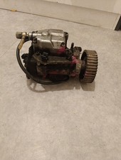 Pompe injection 1.9dci d'occasion  Rozoy-sur-Serre