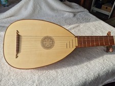 Luth renaissance livré d'occasion Luth renaissance livré d'occasion  Rouen-