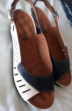 Pavers size 6.5 for sale  WHITEHAVEN