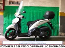 Sono disponibili ricambi usato  Italia