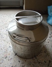 Contenitore liquidi usato  Ruvo di Puglia