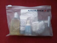 Air toiletry bag d'occasion  Dammarie