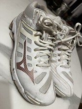 Scarpe pallavolo donna usato  Bologna