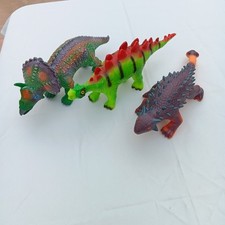 Lot roaring dinosaurs for sale  Medinah