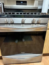 Frigidaire gallary gas for sale  Howell