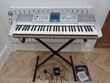 Yamaha psr karaoke for sale  HORSHAM